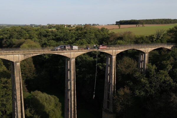 Bungee jump en France : les 10 meilleurs spots pour sauter dans le vide