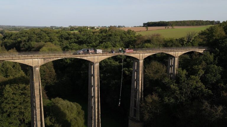 Bungee jump en France : les 10 meilleurs spots pour sauter dans le vide